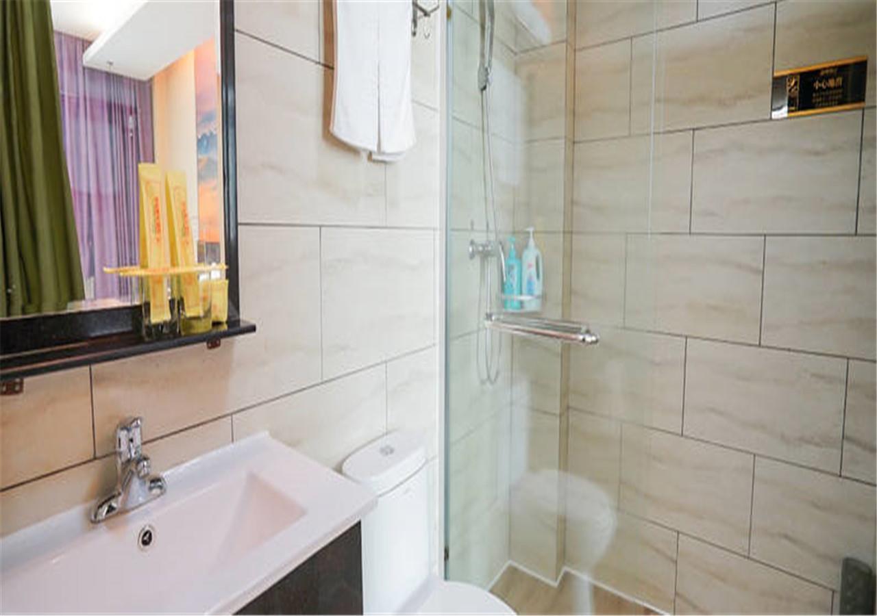 Xiamen Qingnian Yangguang Hotel - Wenzaodian Екстер'єр фото